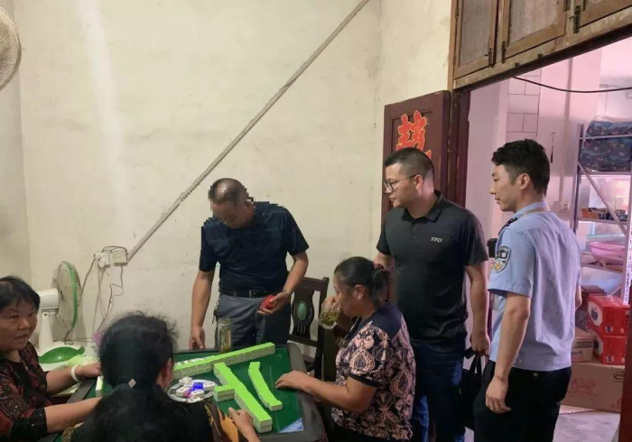 给大家讲解“新道游牛牛客服怎么联系”房卡获取方式 给大家讲解“新道游牛牛客服怎么联系”房卡获取方式