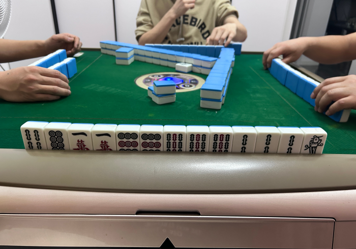 给大家讲解“新鸿狐大厅怎么买房卡”详细房卡怎么购买教程