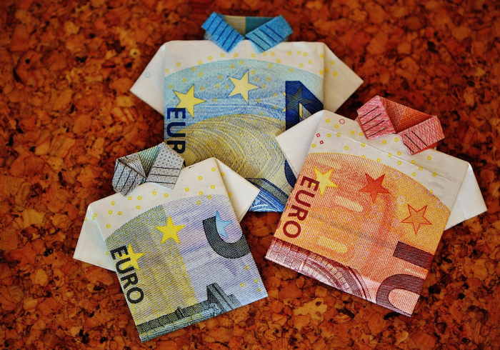 一分钟介绍使用“微信里斗牛的房卡哪里买”房卡详细充值