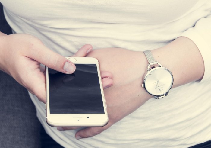 给大家讲解“新众亿大厅怎么买房卡”详细房卡使用教程