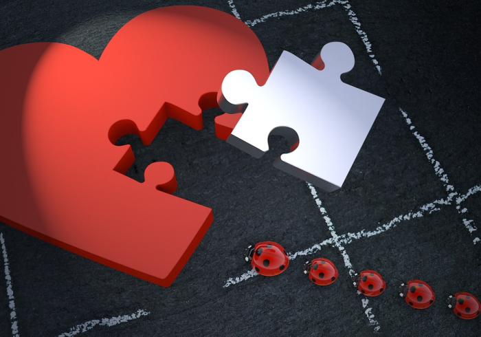 房卡必备教程“微信随意玩拼三张金花房卡”详细房卡怎么购买教程